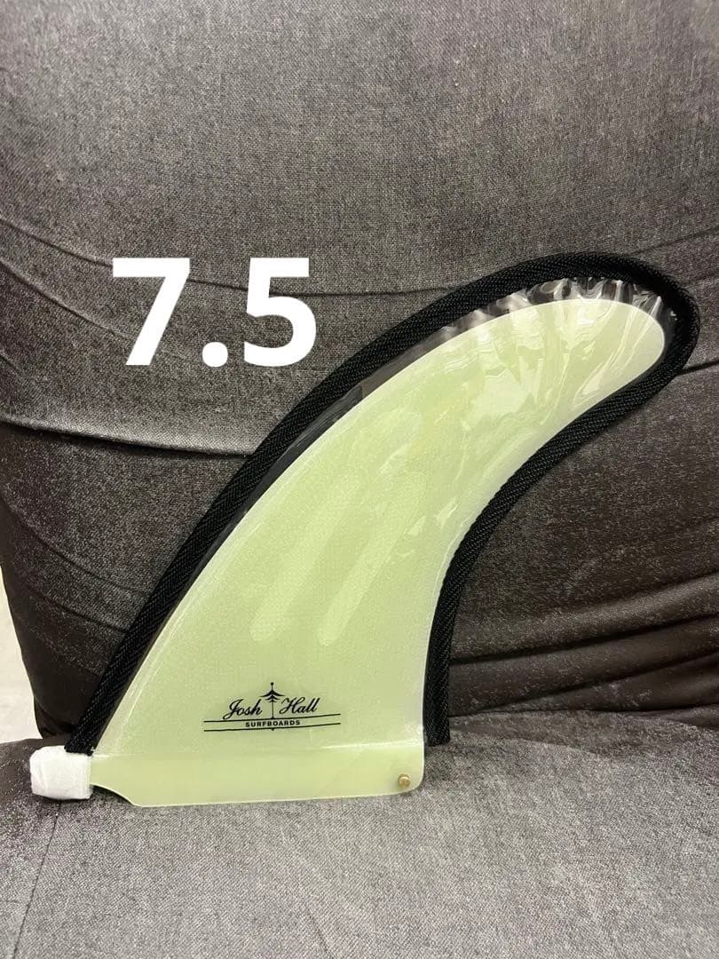 Josh Hall, 7.5 Captain Fin, キャプテンフィン