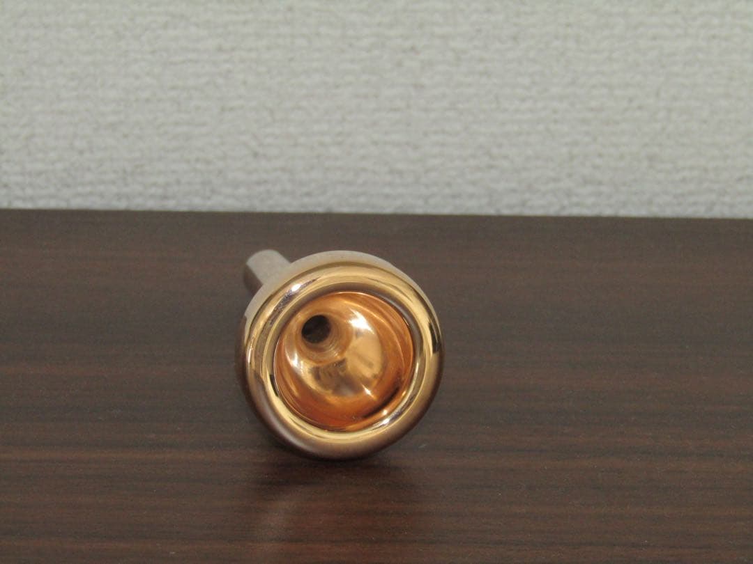 Bach No.9細菅用トロンボーンマウスピース 金色 真鍮製
