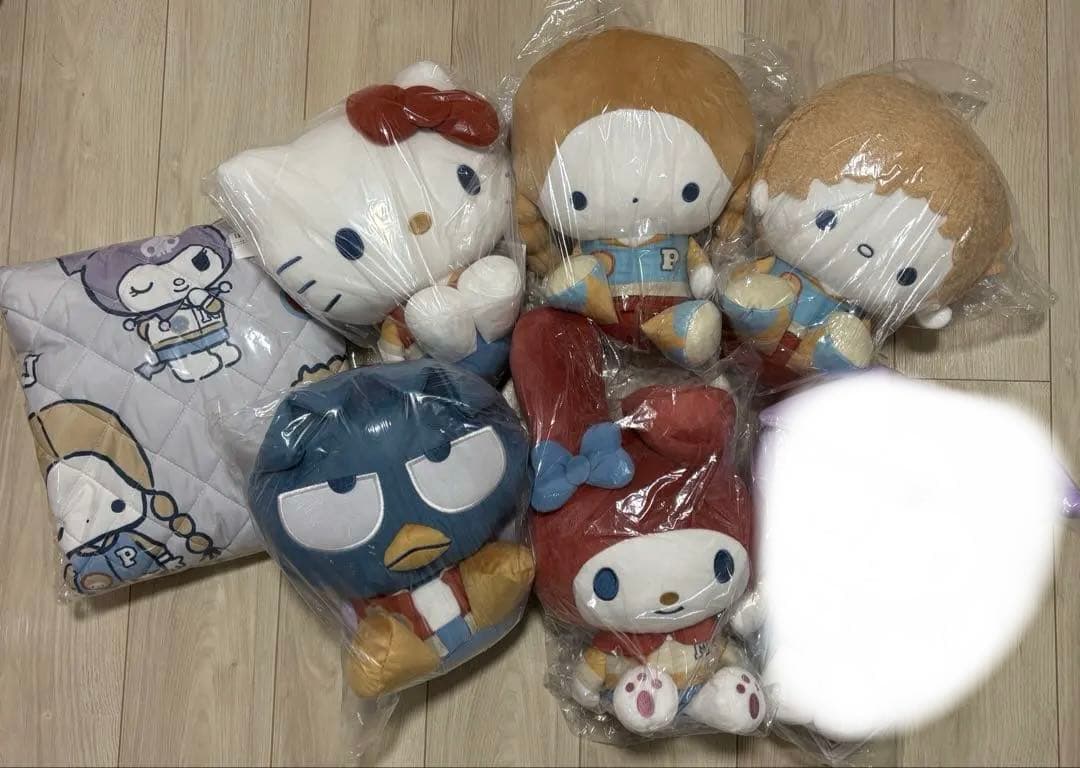 新品未開封　サンリオ　グレイッシュハングアウト　ぬいぐるみ　ブランケット　セット