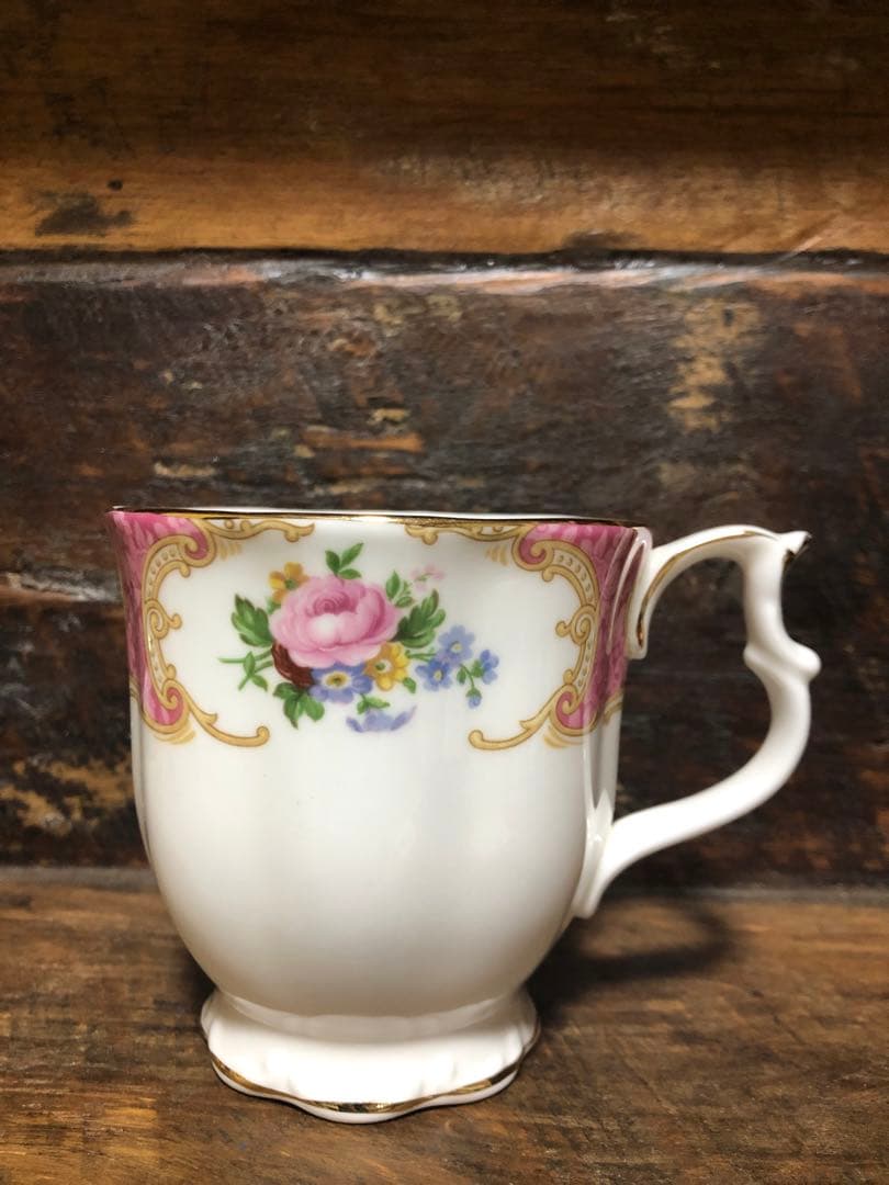 ロイヤルアルバート　レディーカーライル