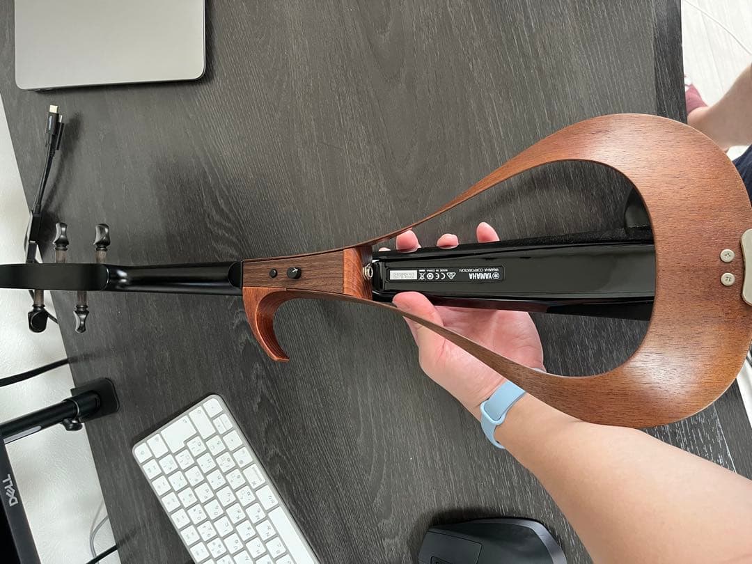 ヤマハ サイレントバイオリン YEV104 弓付き 直接引き取りは5.5万円