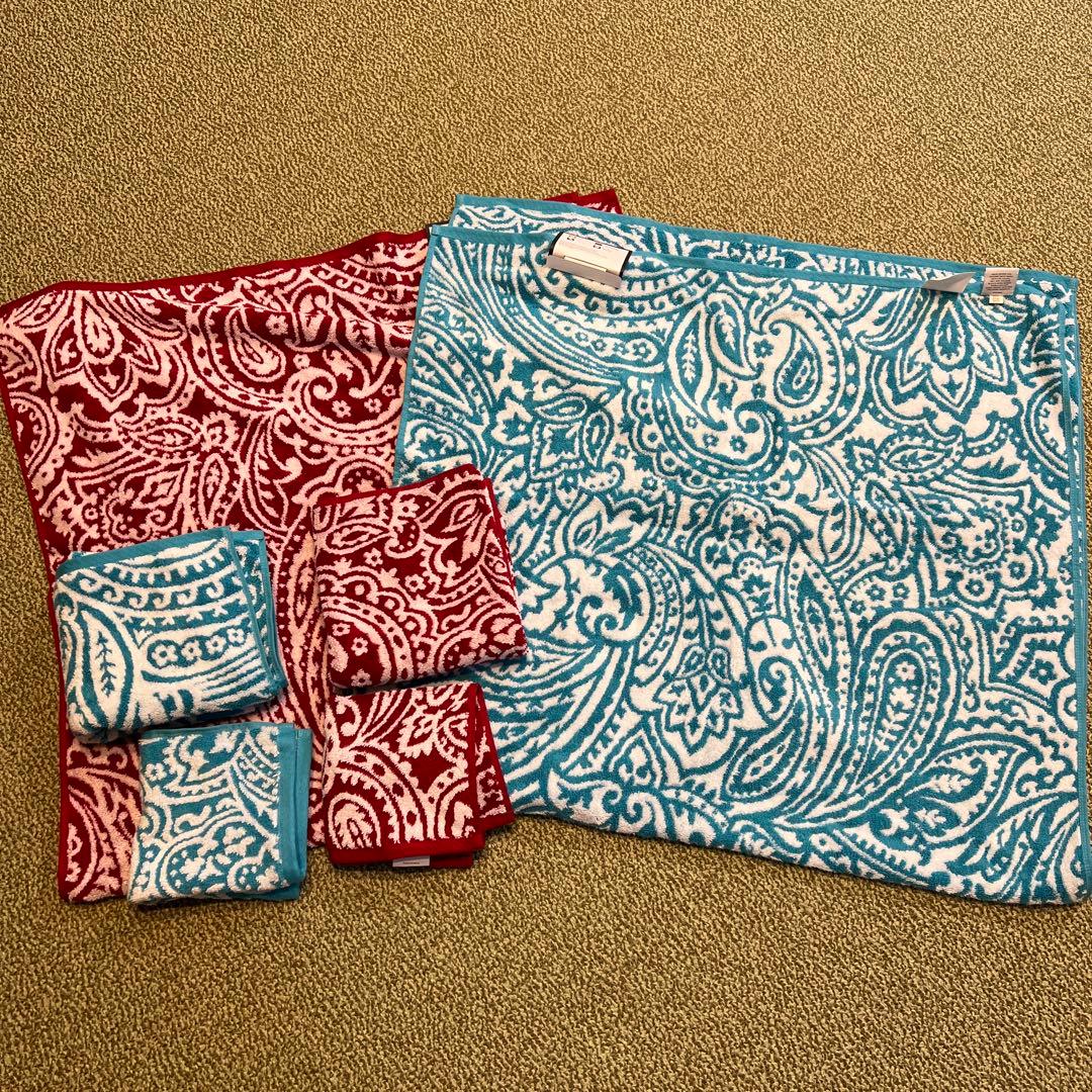 ペイズリー柄 タオルセット バス用 赤と青　ハワイで購入