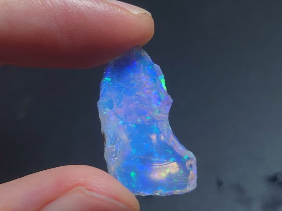 エチオピアウェロ産オパール　星空のような　鉱物標本　原石　チョーク