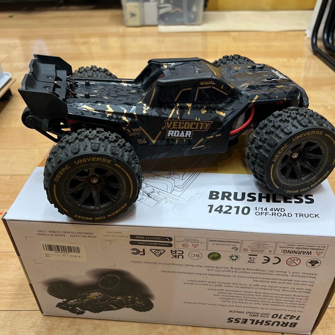 DEERC 14210 ブラシレス 4WDオフロードトラック　ほぼ新品