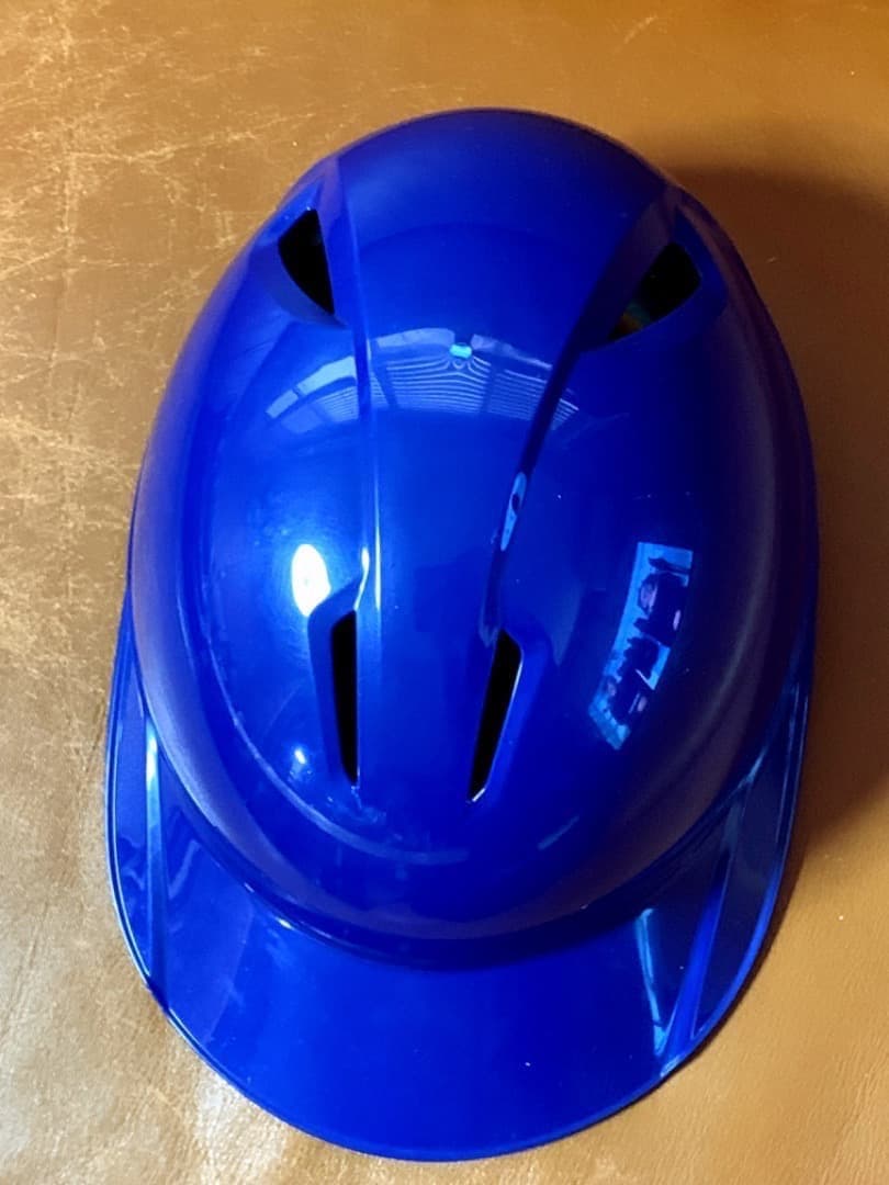 新品2026年アメリカ限定☆最高級アンダーアーマー☆キャッチャーヘルメット☆青☆