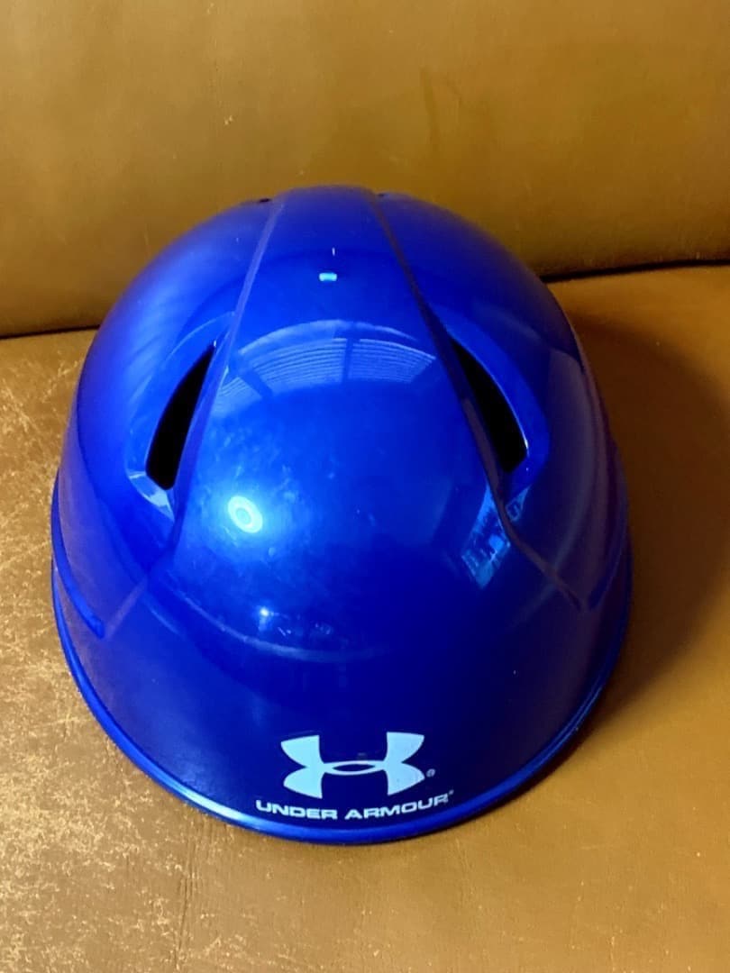 新品2026年アメリカ限定☆最高級アンダーアーマー☆キャッチャーヘルメット☆青☆