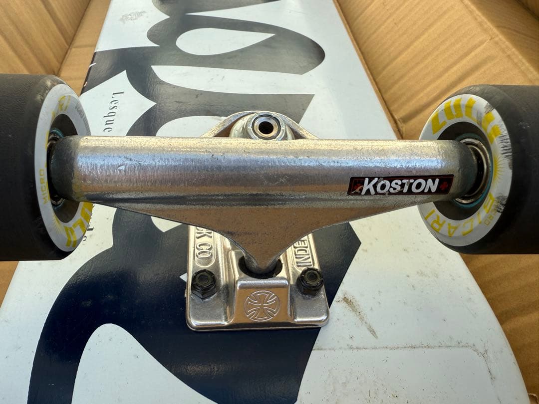 Lesque レスケ インディ Zulu bicari ホロートラック 花井祐介