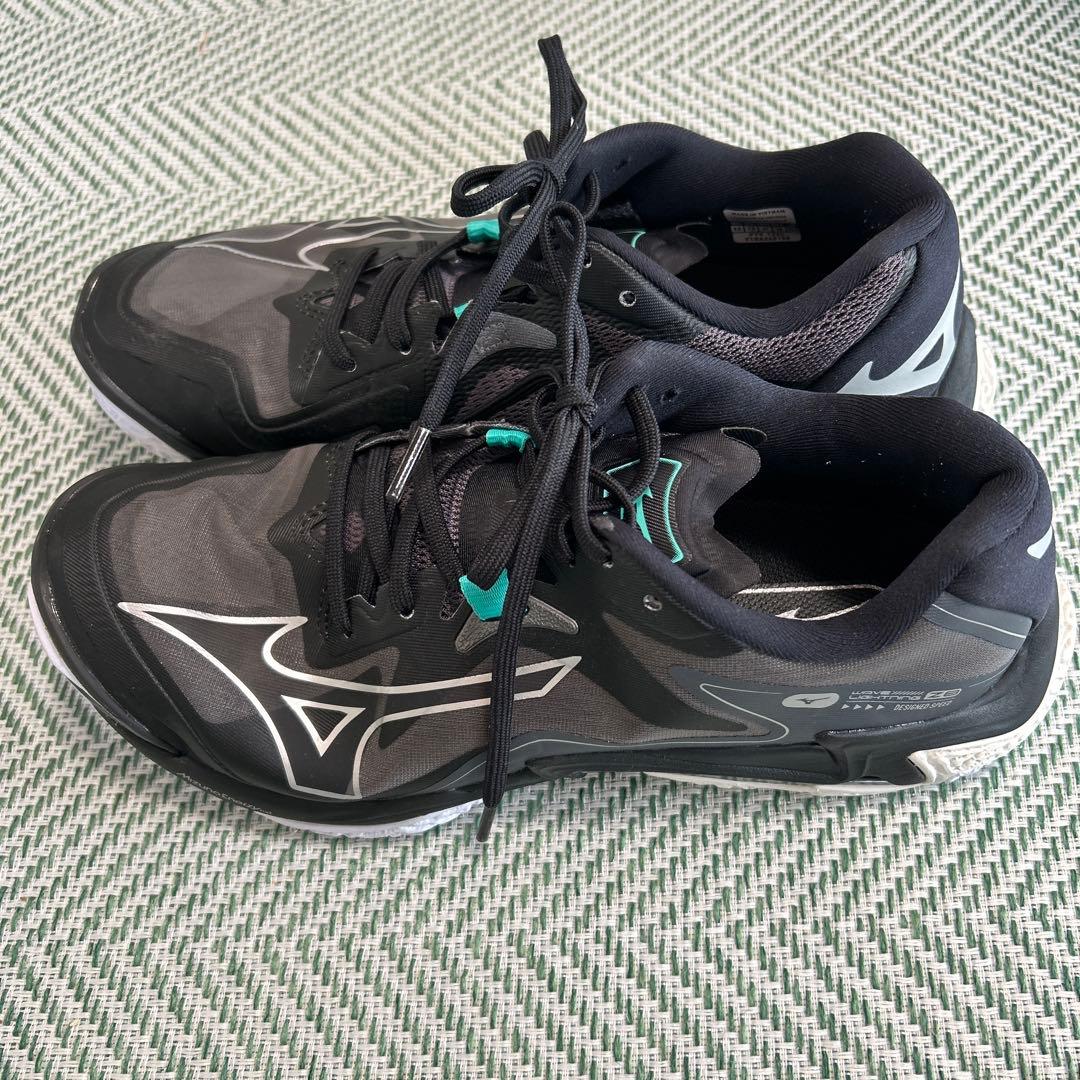 ミズノ ウエーブライトニング Z8 WIDE 26.5cm