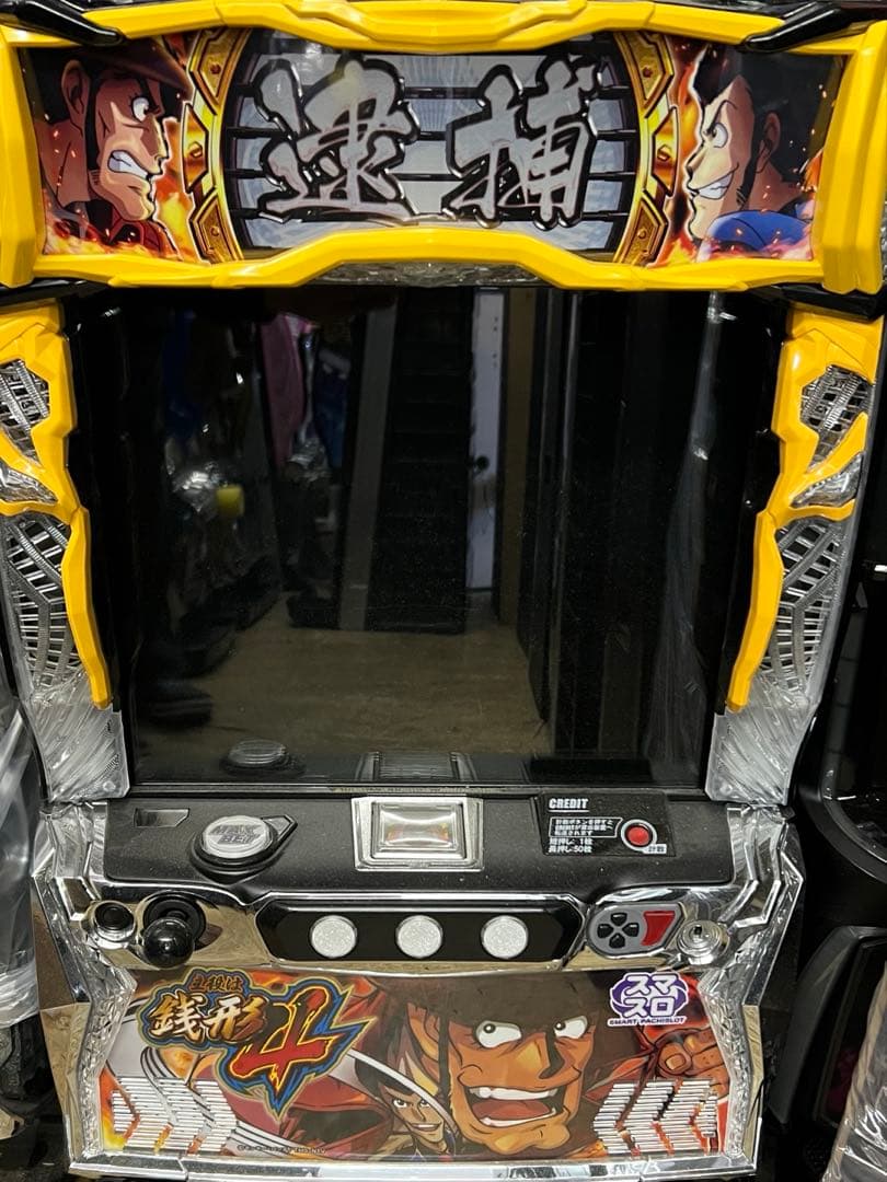 パチスロ実機　主役は銭形4 データ対応 ボタンバイブオンオフ