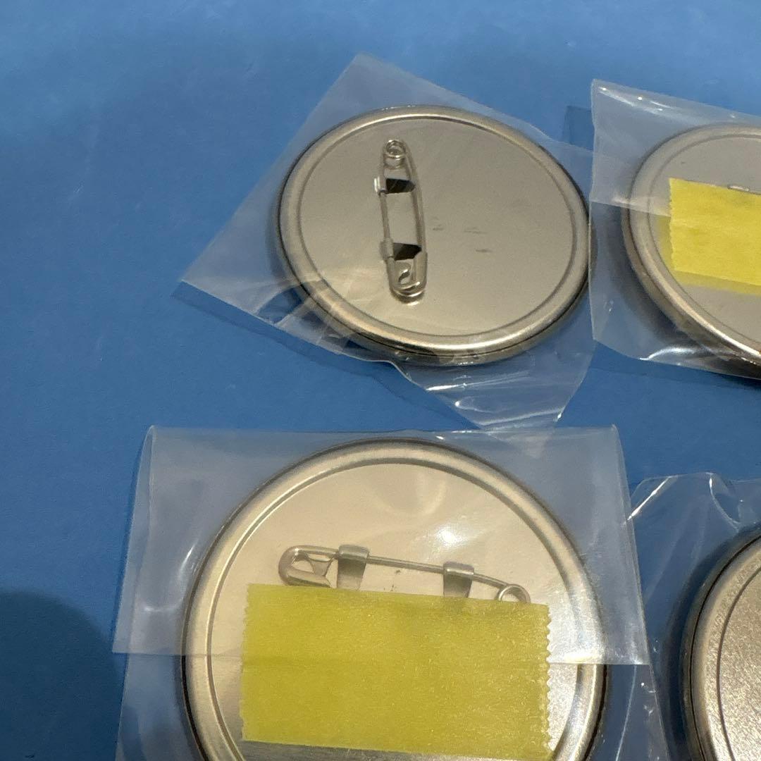 ブルーロック チャイナカンフー! メタリック缶バッジ【潔世一】42個セット