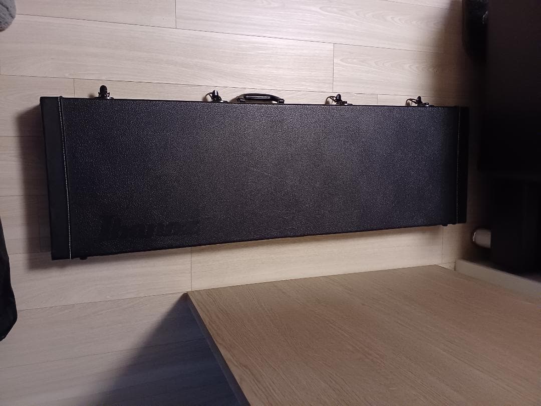 希少　Ibanez　エレキベース　7弦