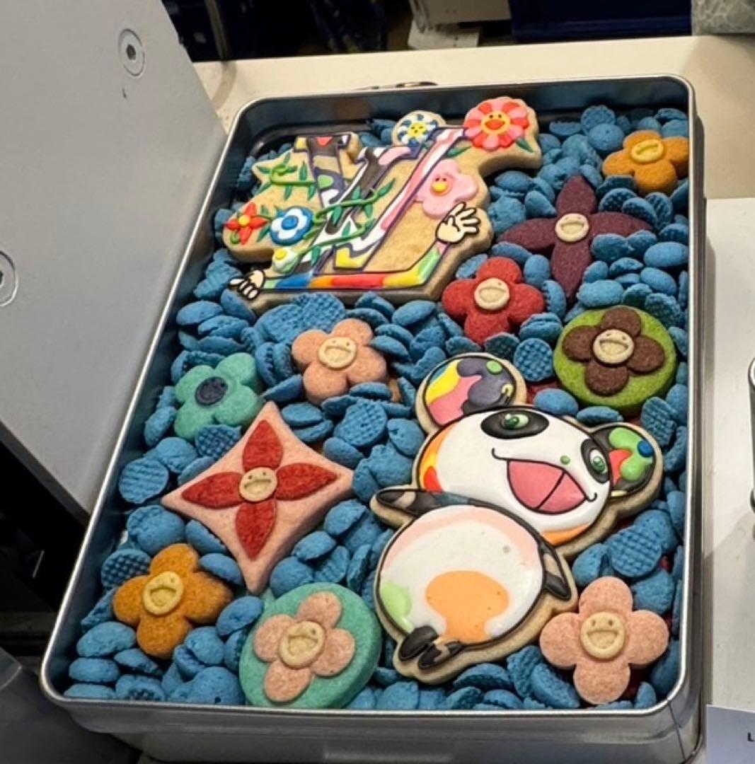 ルイヴィトン　村上隆　コラボカフェ　クッキー　おまけ付き