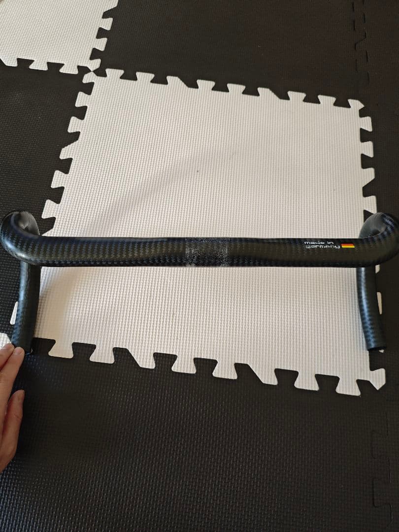 Haero Carbon H.145 ハンドルバー