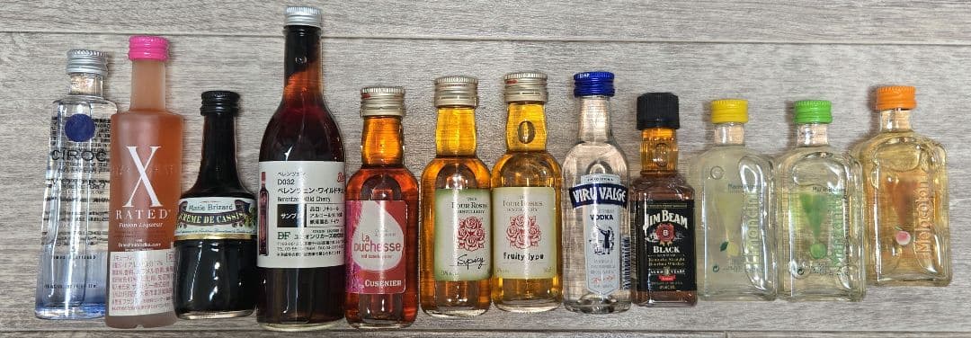 リキュール・ウイスキー・ウォッカ ミニボトルなど12本セット