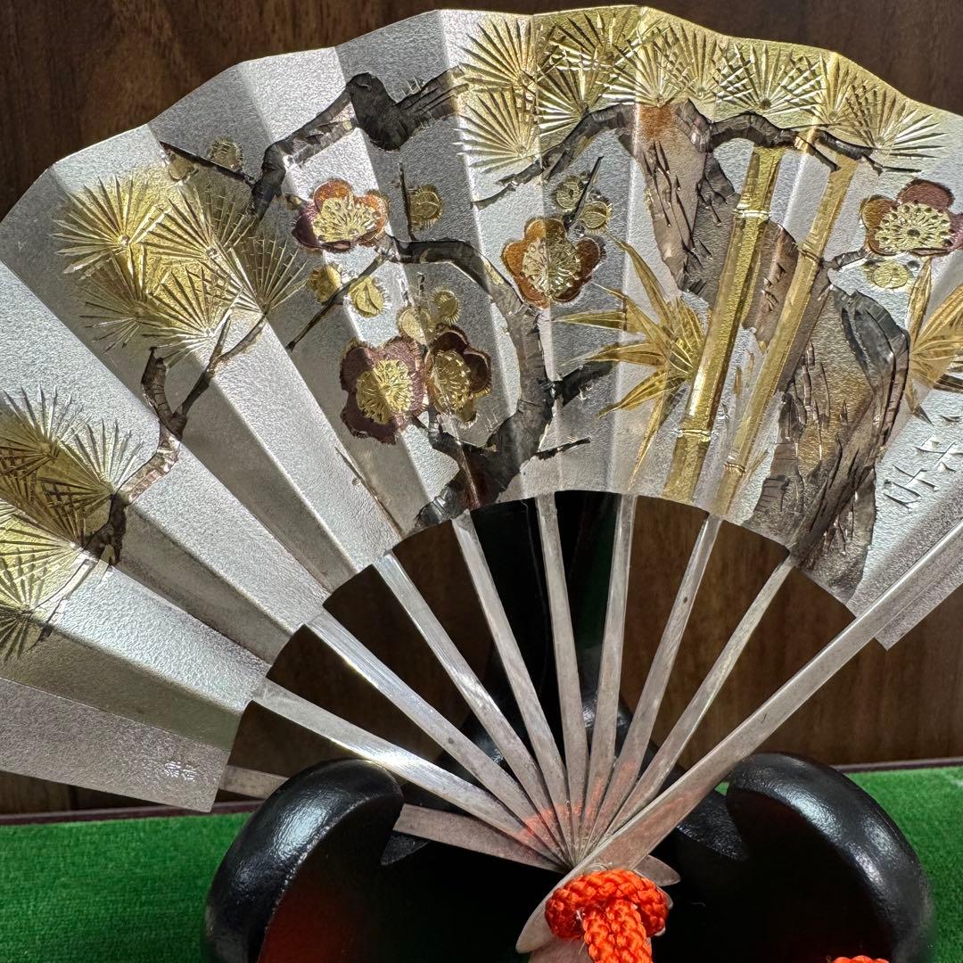 純銀 扇 5号(松竹梅) 純銀製 扇子 置物 武比古作 銀細工 インテリア