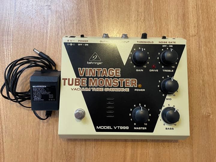 VT999 ベリンガー VINTAGE TUBE MONSTERエフェクター