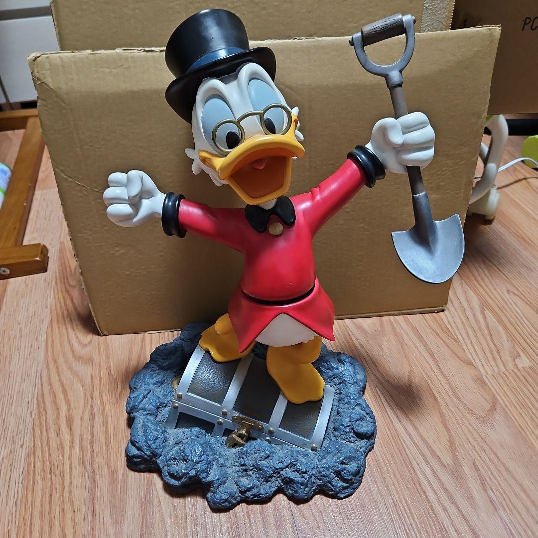 スクルージフィギュア　当時物　ディズニーストア限定品　ディズニー　スクルージ