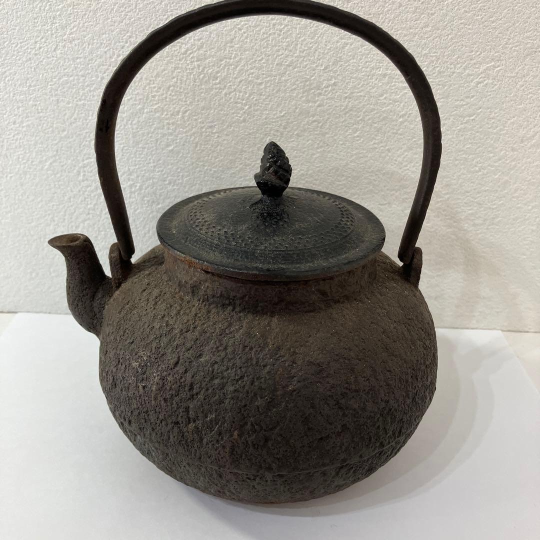 アンティーク　鉄製急須 ダークブラウン 丸形