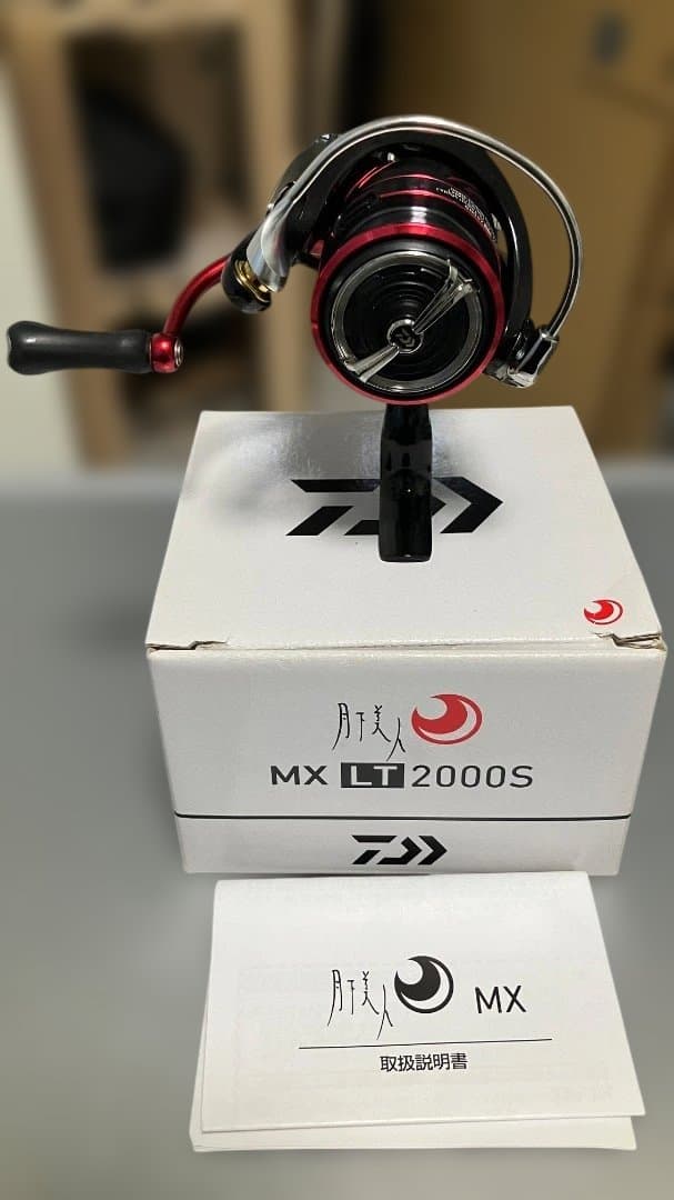 よ*ー様 18月下美人 MX LT2000S リール