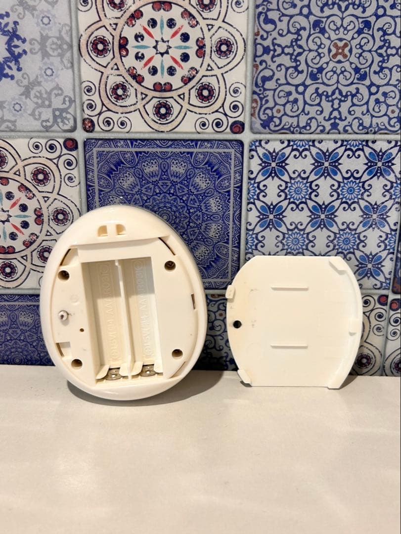 * たまごっち4Uホワイト 本体（中古）のみ *