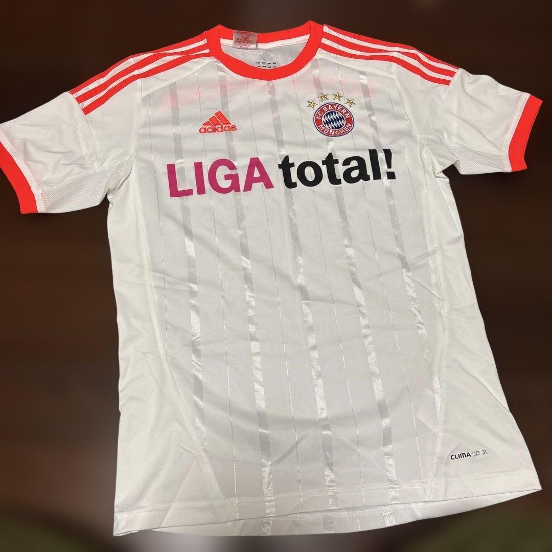 バイエルン　ミュンヘン　adidas サッカー　ユニフォーム