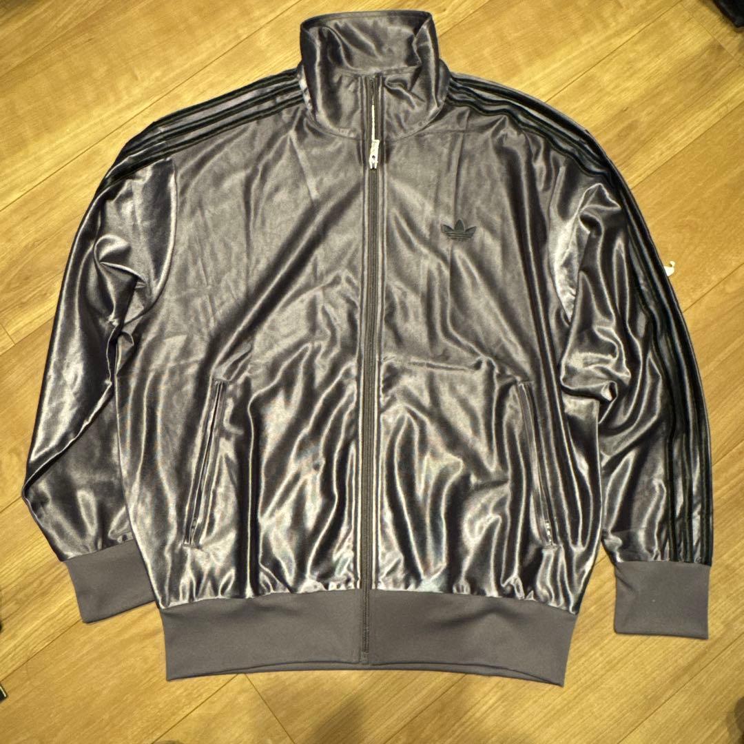 adidas トラックジャケット　XL グレー　メタリック