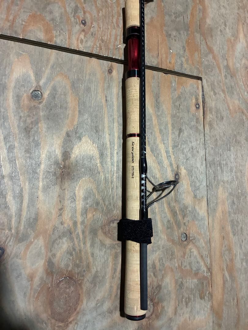 スコーピオン 2704RS-2