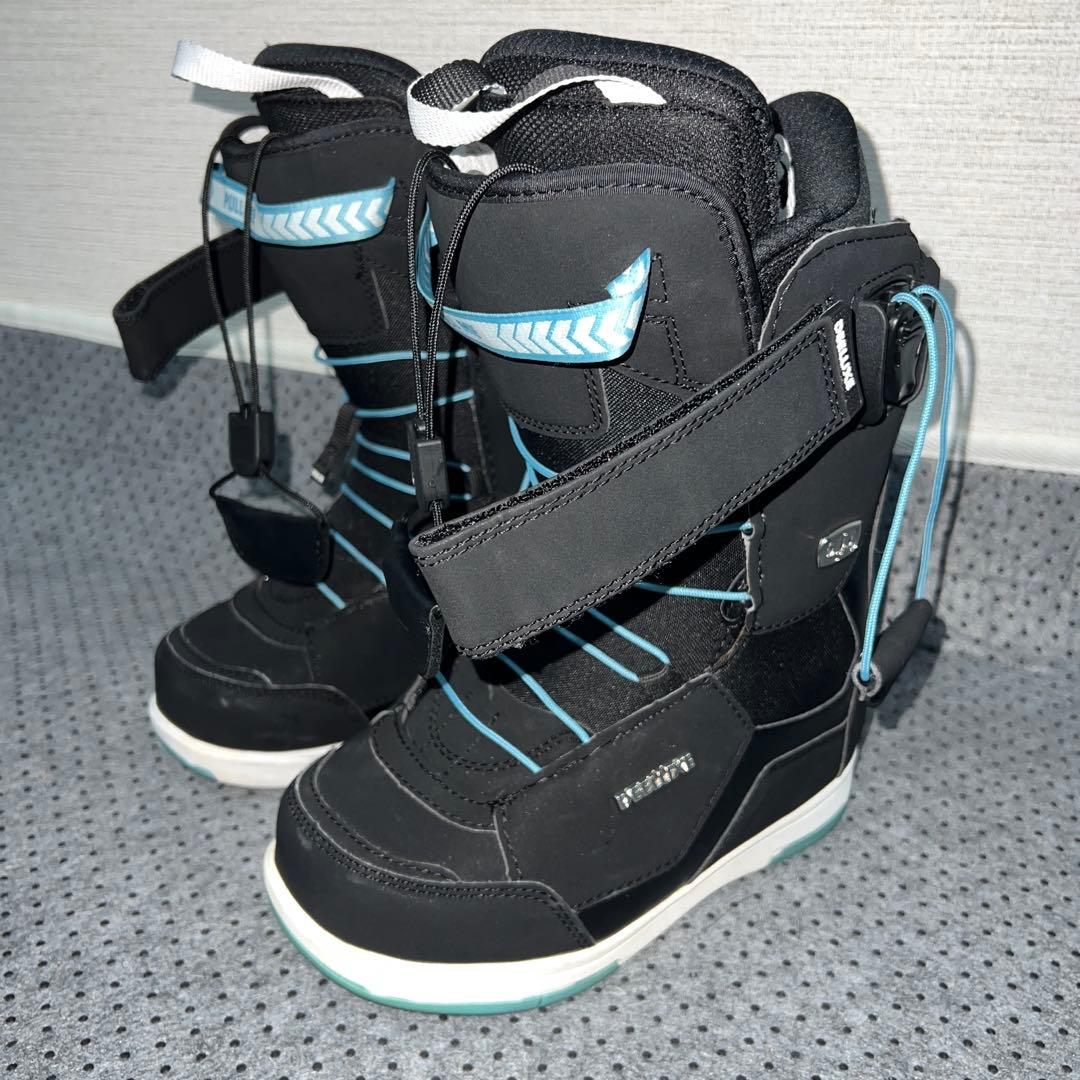 数回使用 希少21.5cm DEELUXE id 6.2 スノーボードブーツ
