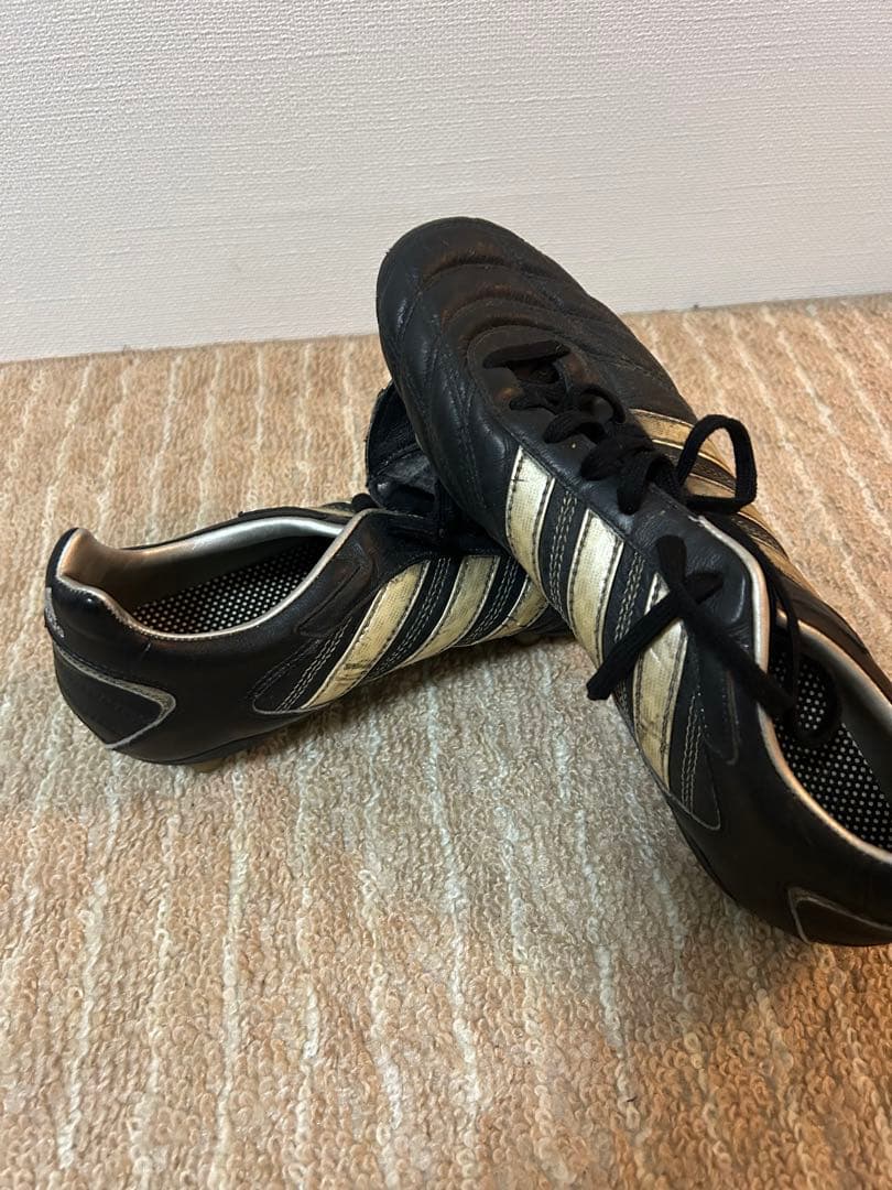 adidas パテイークTOP