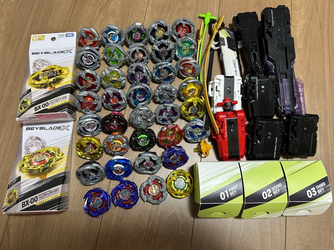 ベイブレードX引退セット　スタジアム　ケース　コレクション　限定　レア　ベイ