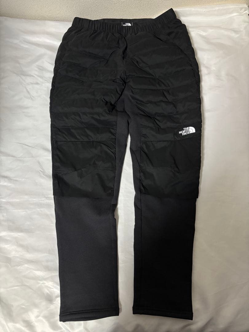ザノースフェイス・ランニングダウンウェアNY82495レッドランロングパンツ黒Ｍ