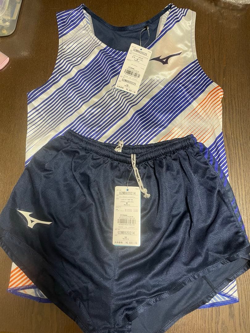 ミズノ　レディース　陸上　ユニフォーム　上下
