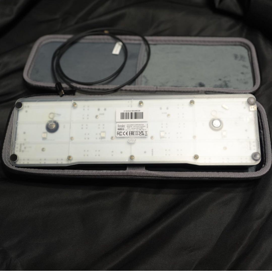 Hercules DJ CONTROL STARLIGHT セミハードケース付き