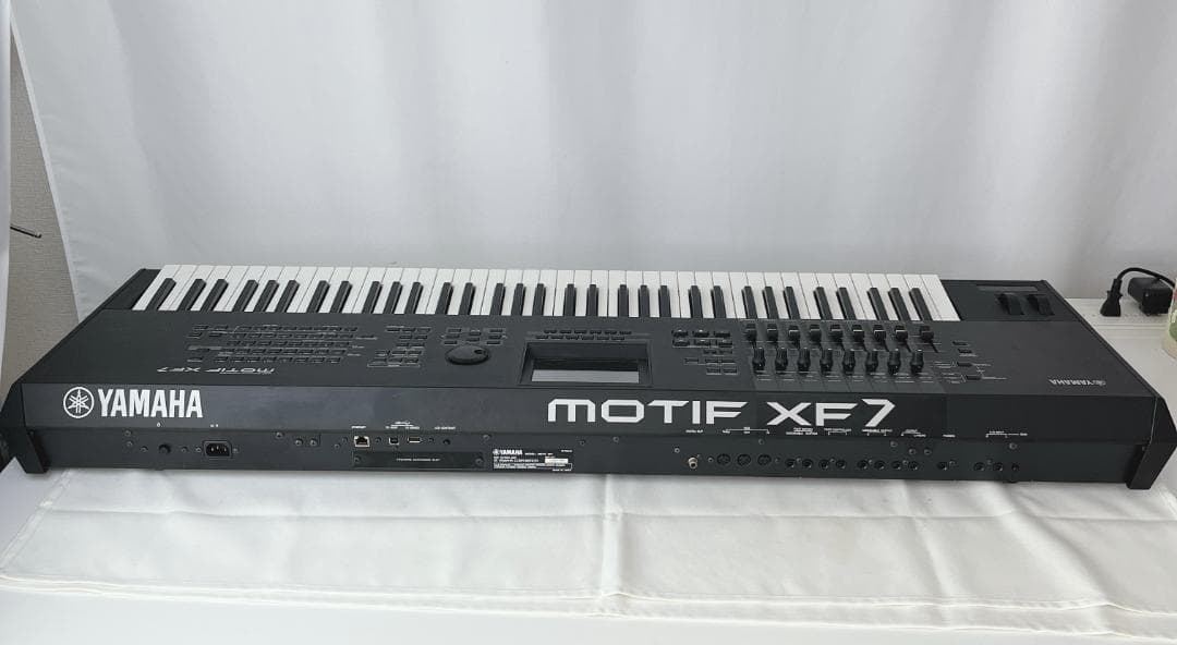 美品☘️　YAMAHA ミュージックシンセサイザー MOTIF XF7 76キー
