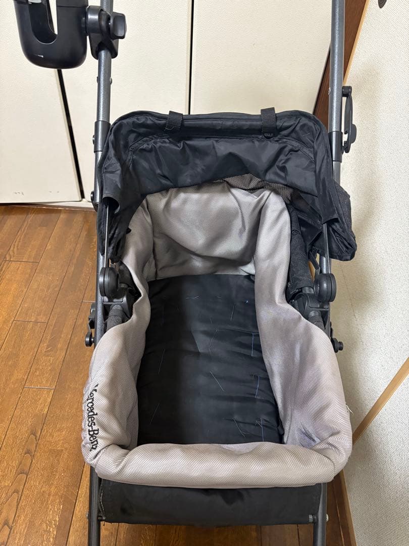 メルセデスベンツ　ペットカート