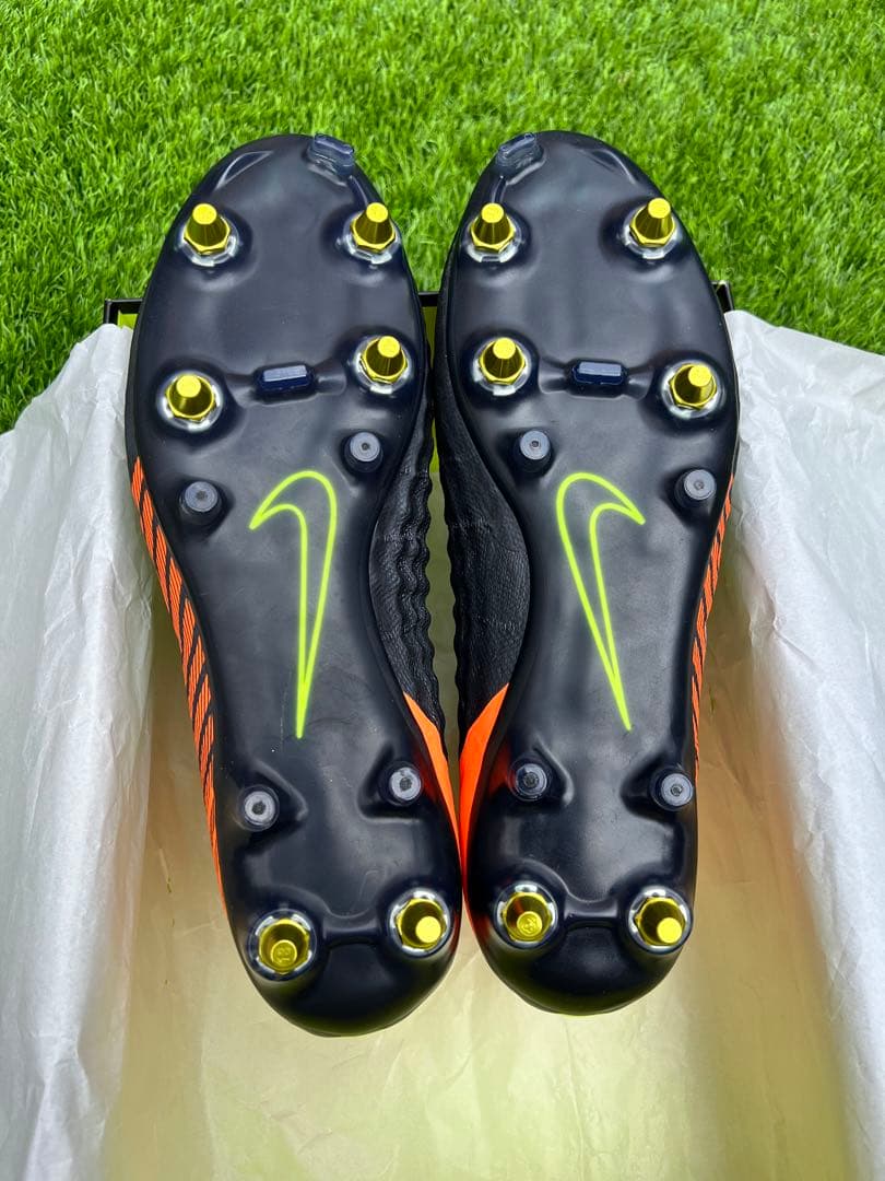 新品未使用品 NIKE OBRA 2 ELITE DF SG 29.0cm