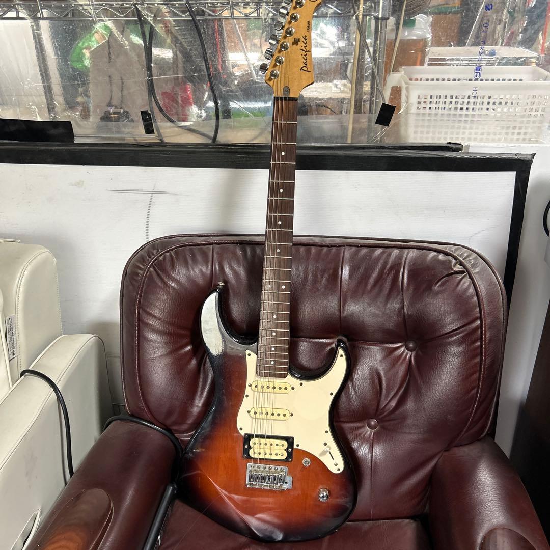 YAMAHA　PACIFICA PAC112 ヤマハ パシフィカ
