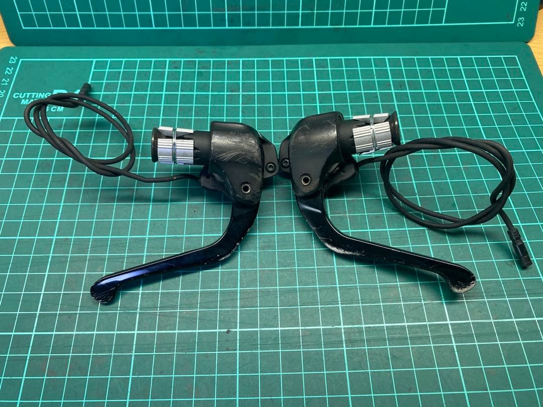 シマノ　ST-6871 アルテグラ　Di2 ブレーキレバー