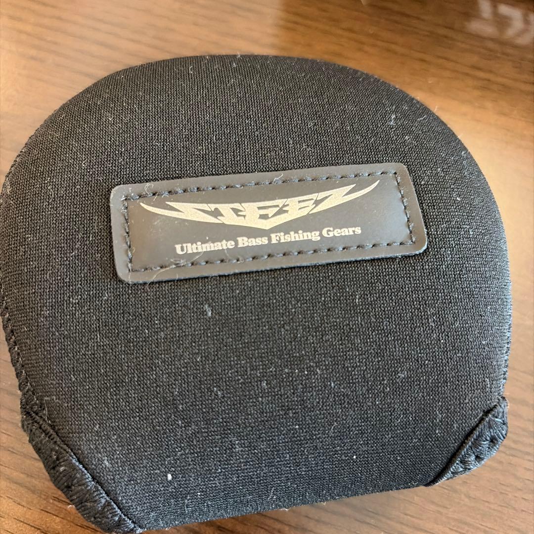 24スティーズ SV TW 100XH 右巻き　リールカバー付き