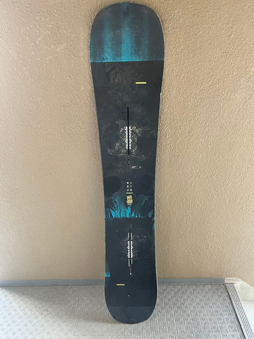 BURTONスノーボード板155センチ