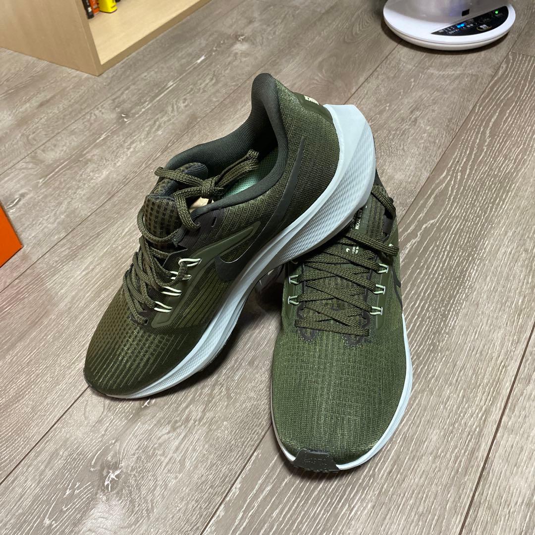 【新品】 ナイキ エアズーム　ペガサス39 カーキ27cm