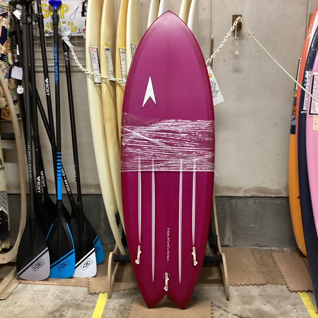 新品格安トップシェイパーバーンサーフボードチャンネル入り5’4フィッシュクール