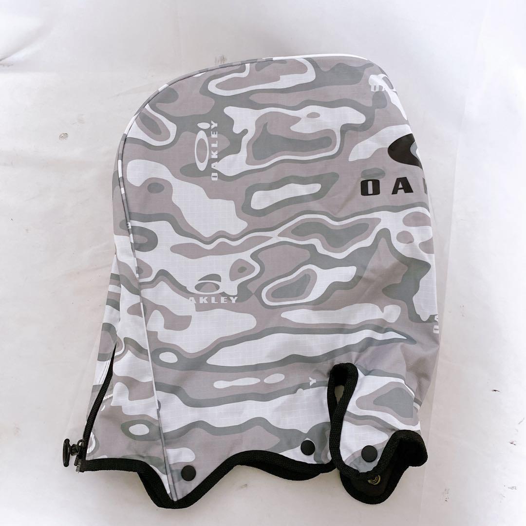オークリー　スタンド付キャディバッグ　ホワイト　白　グレー　迷彩　カモフラージュ