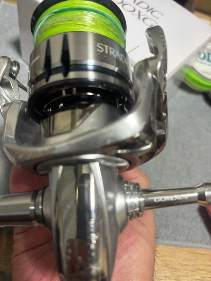田*典様 SHIMANO STRADIC 4000XG スピニングリール