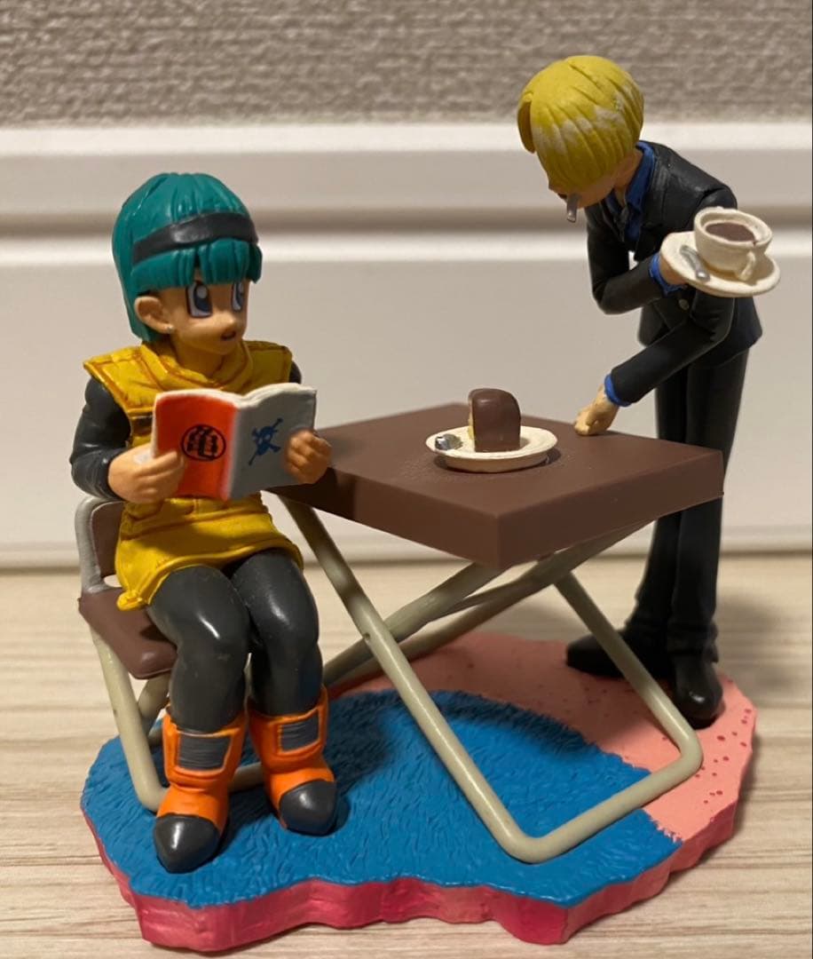 ドラゴンボールカプセルネオ　withワンピース　ジャンプ40周年　悟空フィギュア