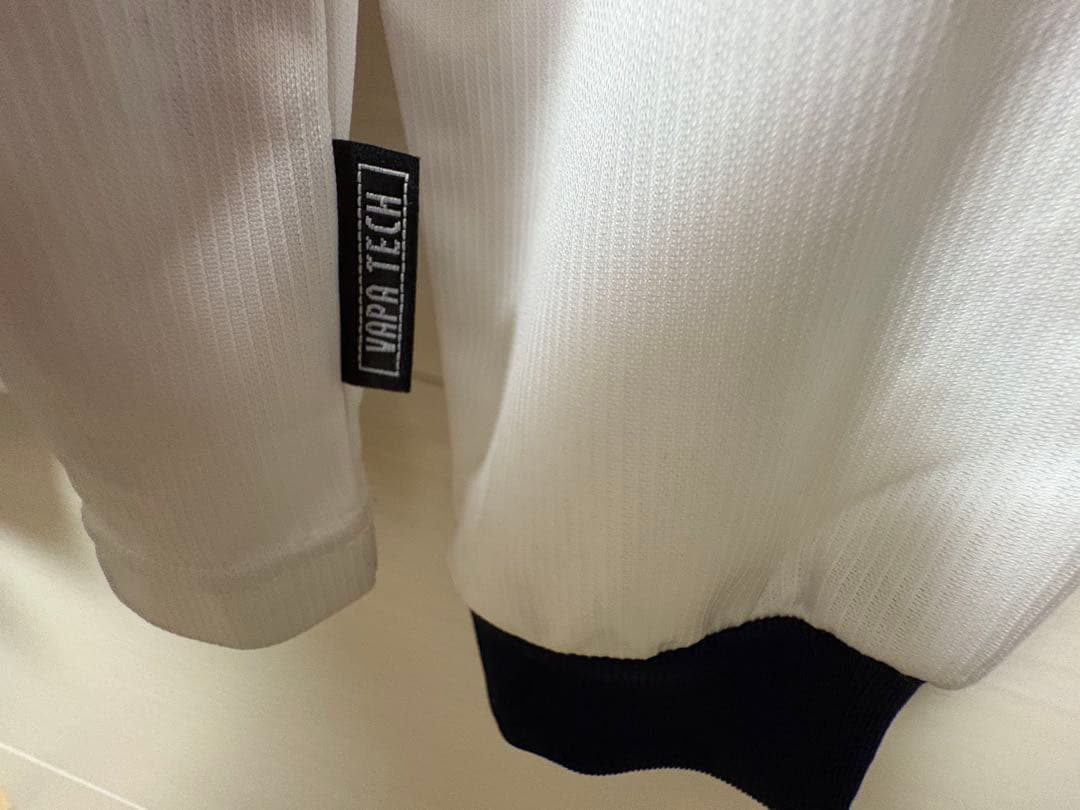 マンチェスター・ユナイテッド ホワイト長袖ジャージ