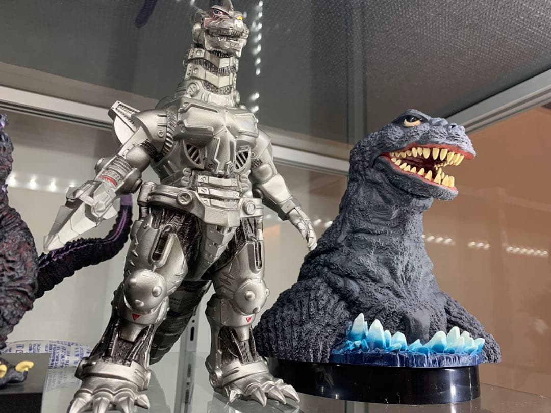 ゴジラ　胸像　キングコング対ゴジラ