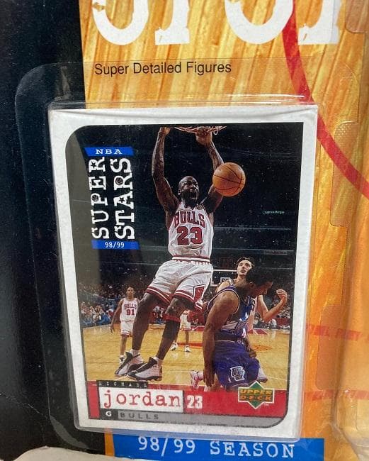 新品NBA SUPER STARS マイケル・ジョーダン フィギュア 98/99