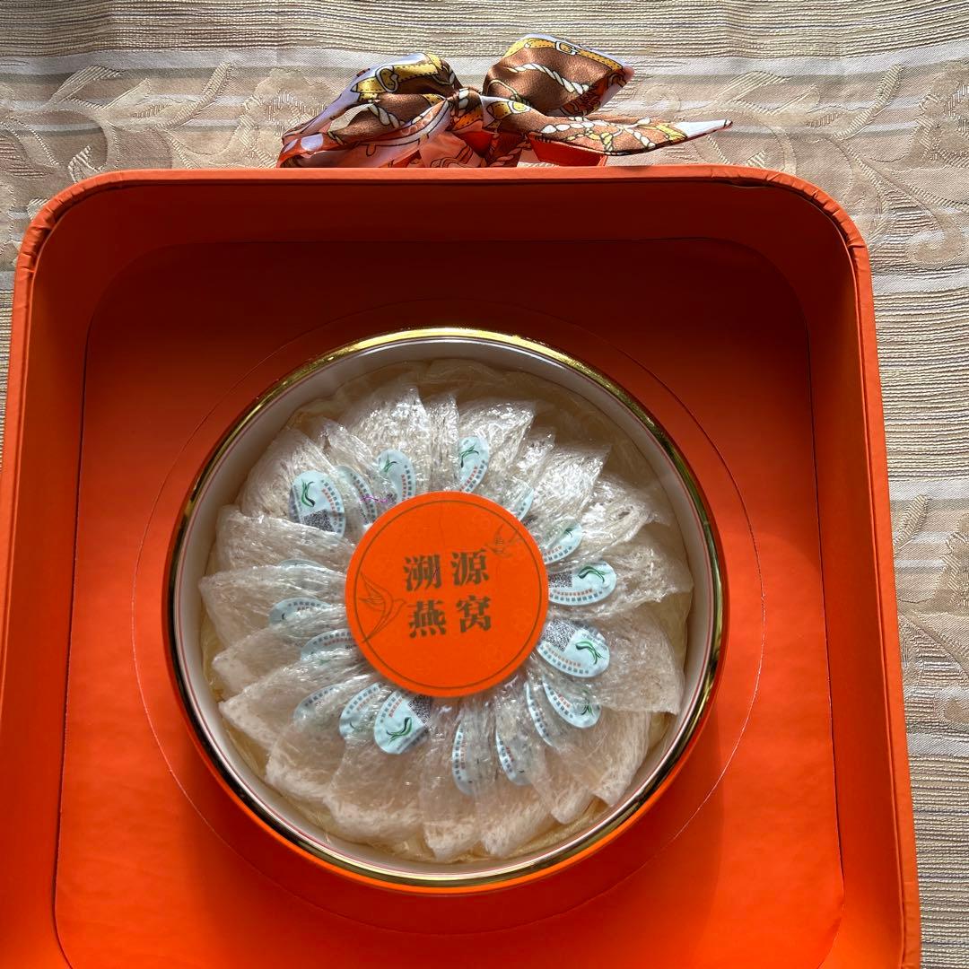 高級　天然燕窝 ギフトボックス入り　インドネシア産　100g