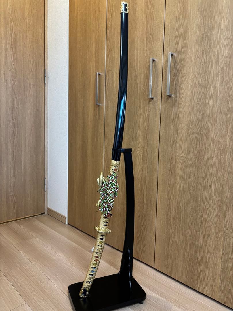 吉祥登竜門陣太刀 【美品】観賞用 模造刀 日本刀 鯉 スタンドセット 掛け台付き